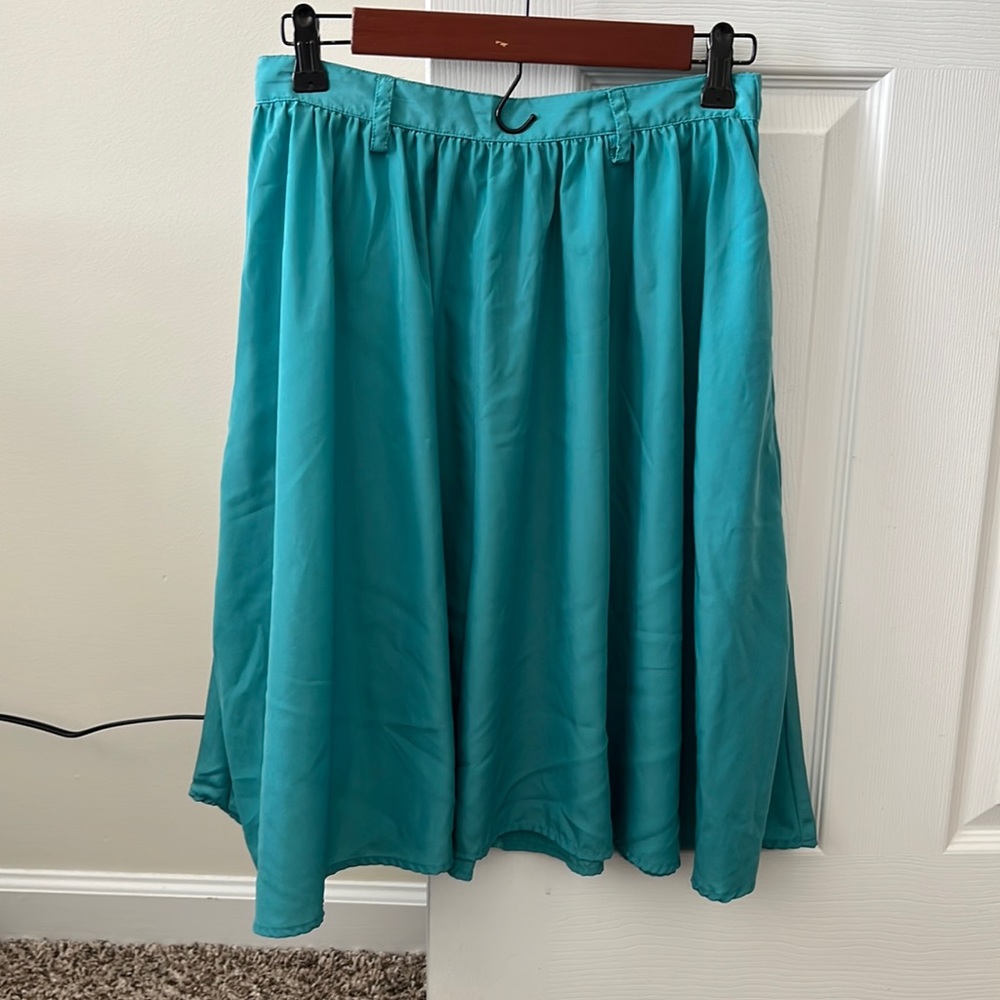 Women’s Flowy Skirt